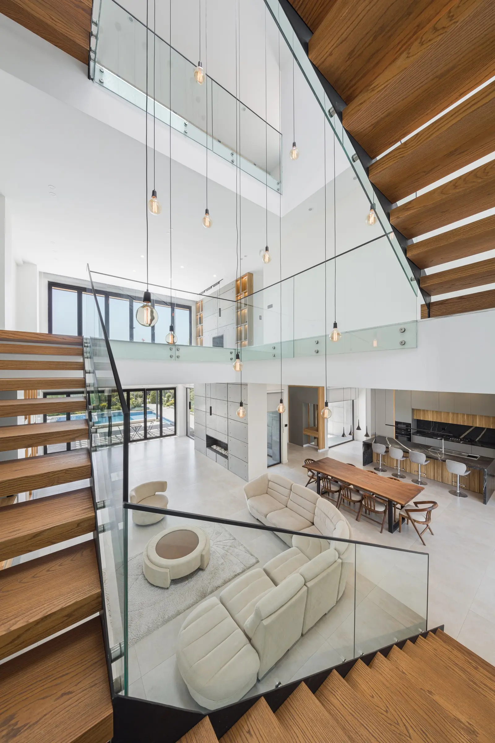The stair hall above the living space